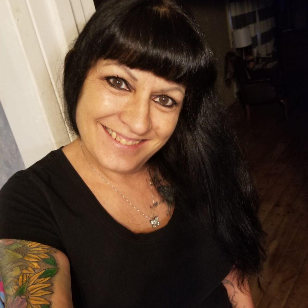 Meet your Posher, Brenda